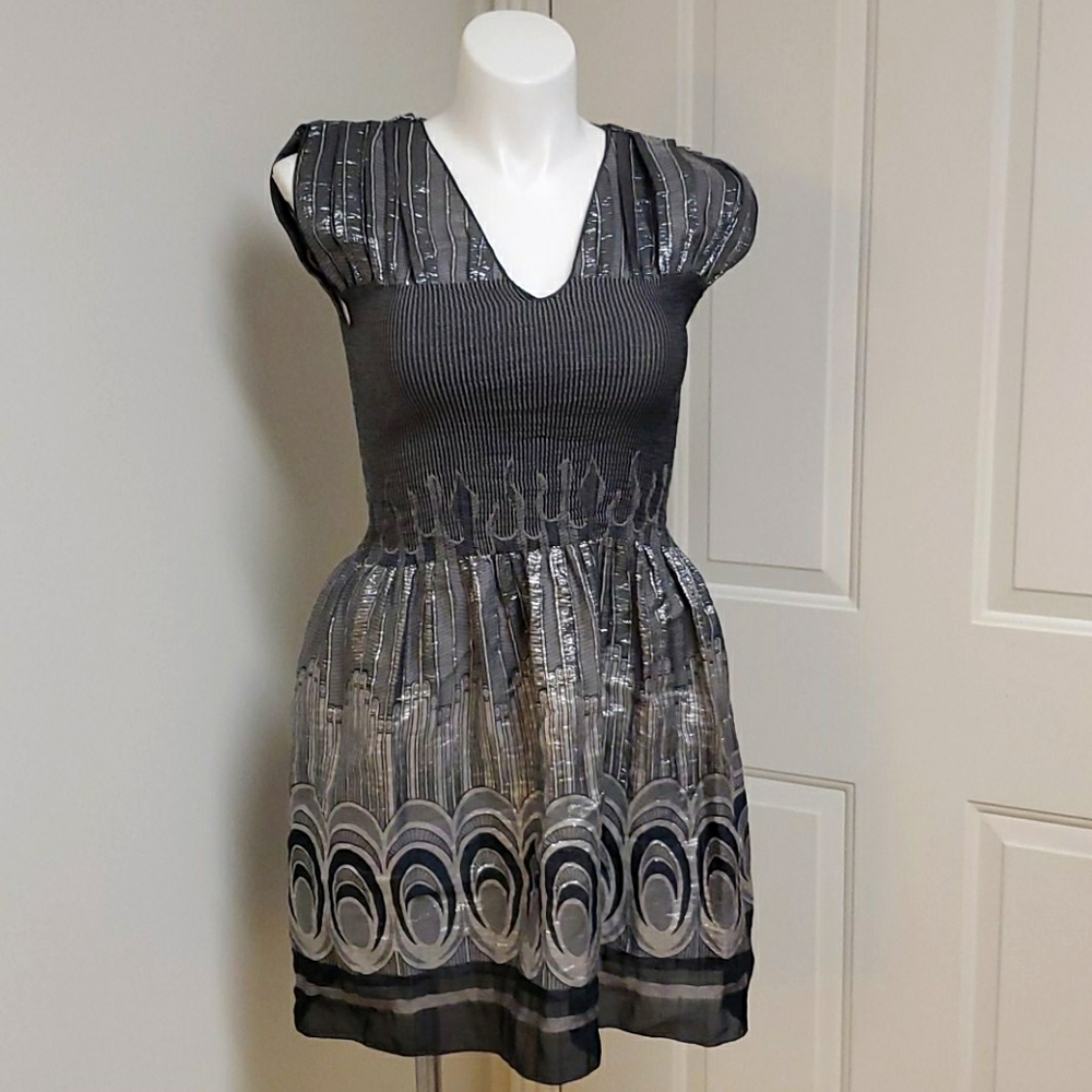 Max Studio Speciality Products Metallic Dress Whimsy Goth - Picture 1 of 4